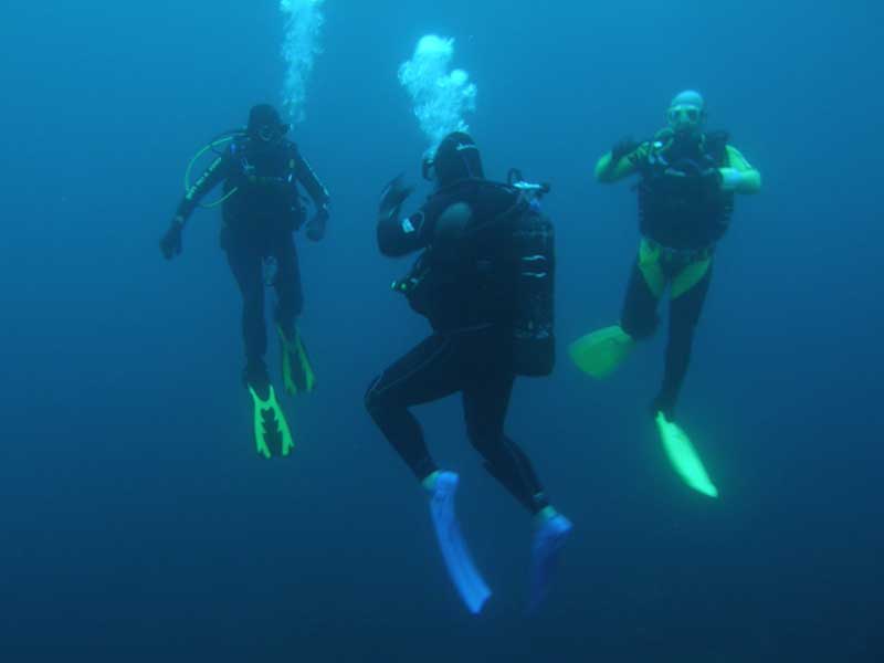 Scuba diving pierde in greutate. Sesiuni de scufundări în piscină pentru a pierde in greutate